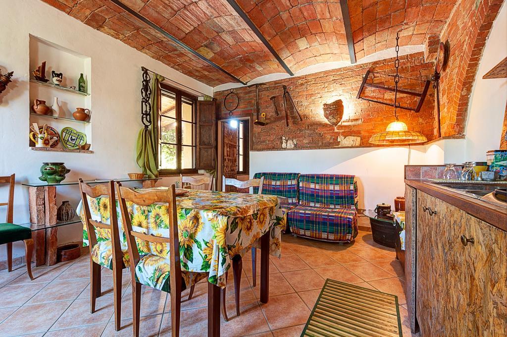 Appartamenti Alcantara E Damasco Abbadia di Montepulciano Kamer foto